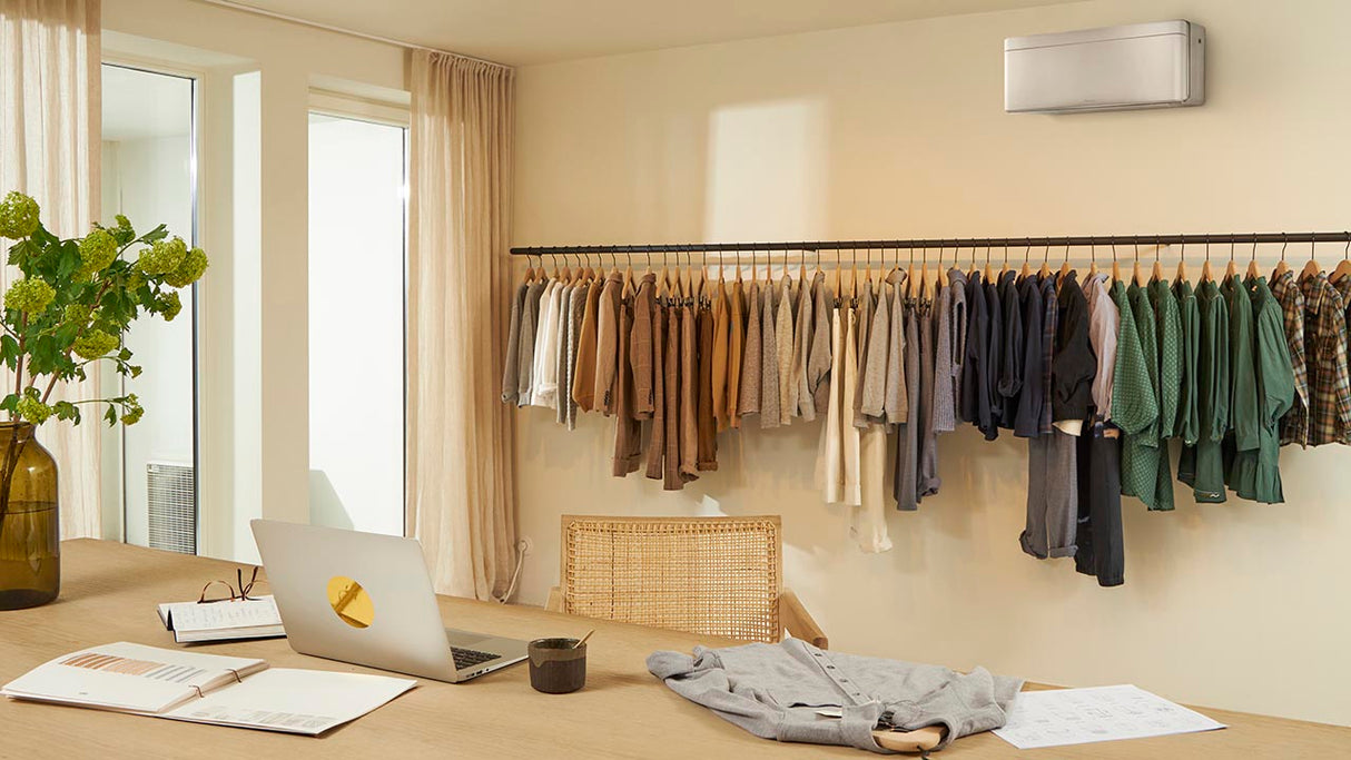 DAIKIN R-32 Wandgerät FTXA42CS Stylish Silber